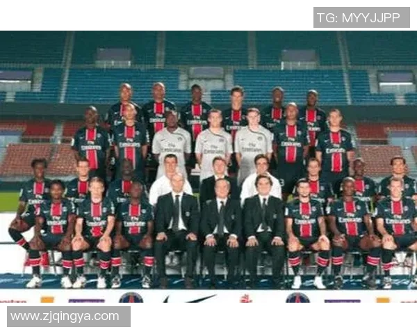 中超激战巴黎圣日耳曼险胜曼联全场焦点瞬间回顾与分析